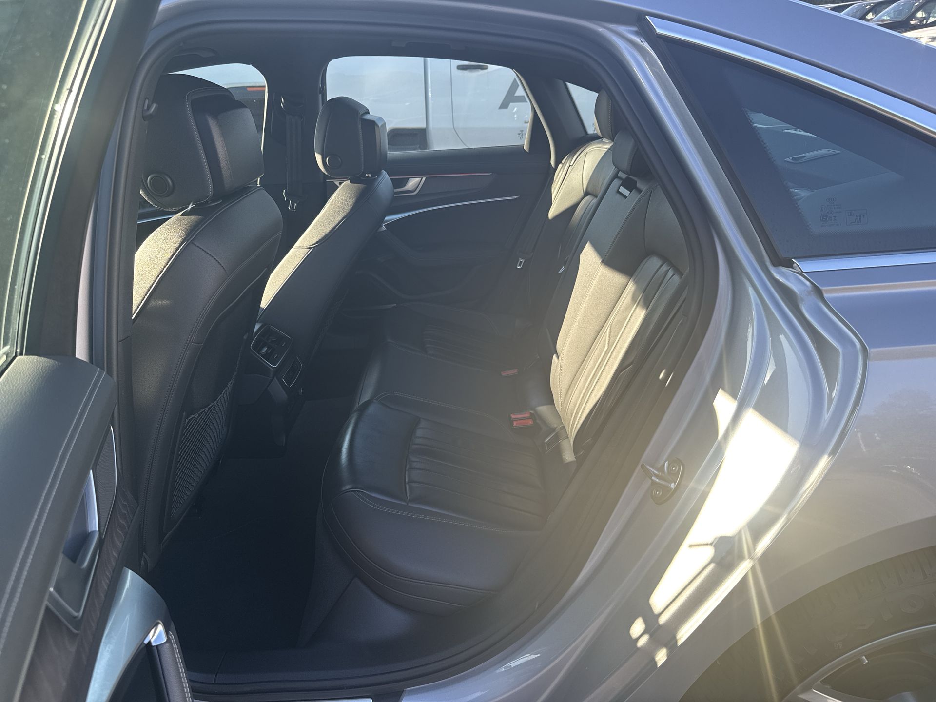 2024 Audi A6 Premium Plus Quattro photo 3