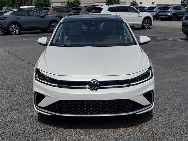 2025 Volkswagen Jetta SE photo 2