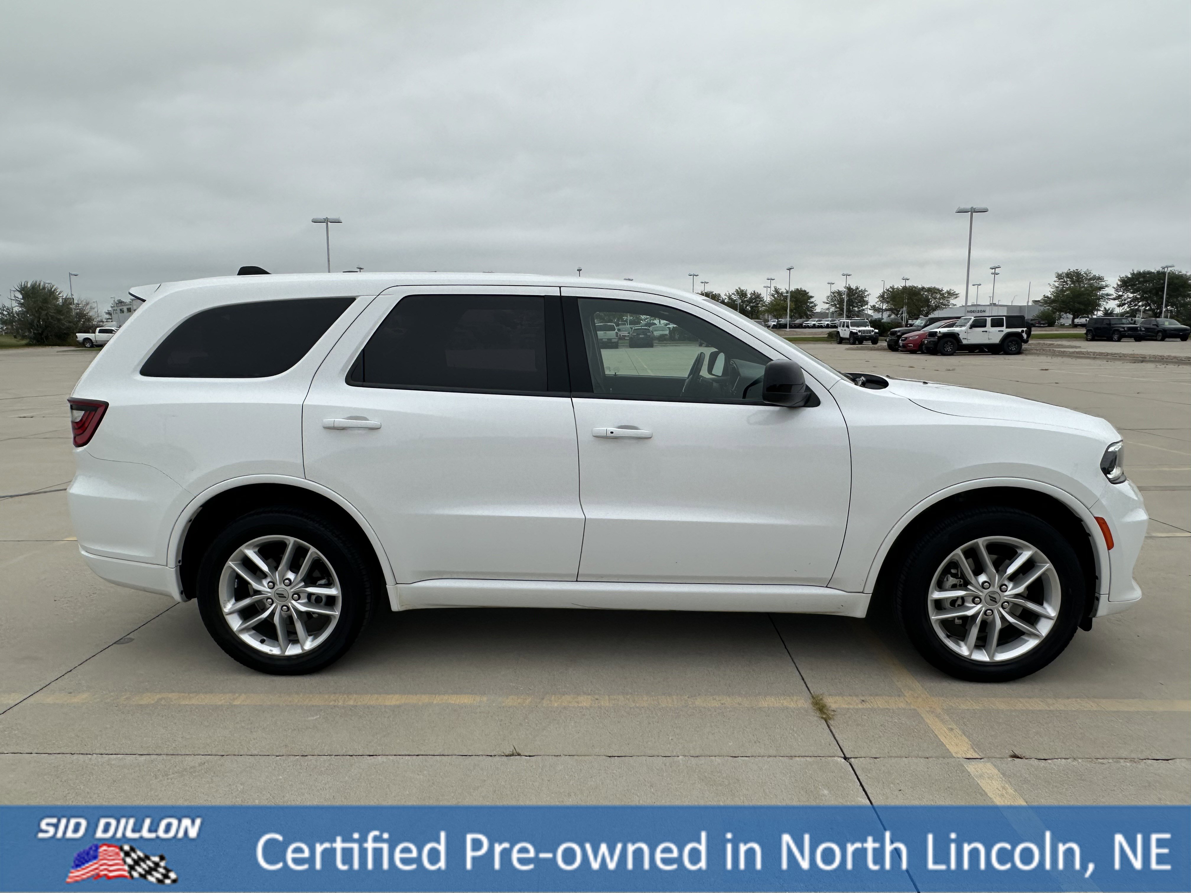 2024 Dodge Durango GT photo 2