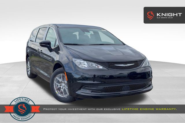 2026 Chrysler Voyager LX's photo