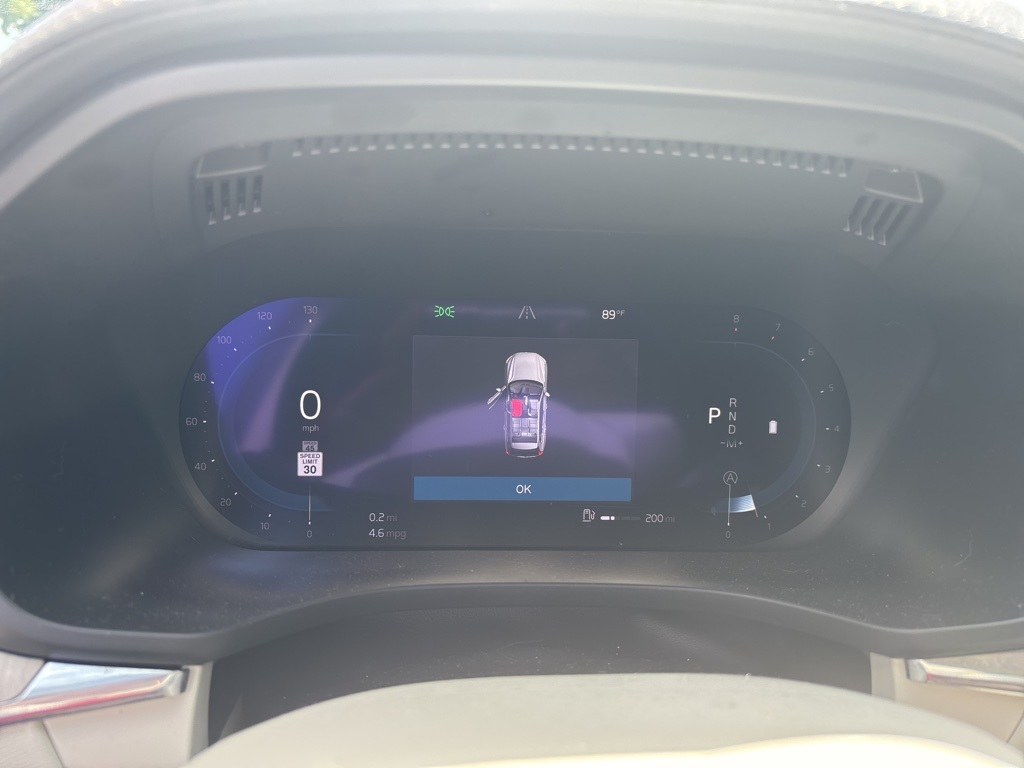 2022 Volvo XC60 B5 Inscription photo 31