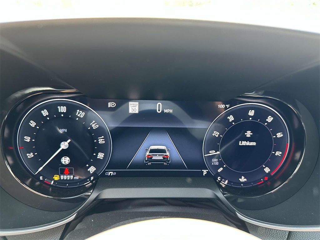 2024 Alfa Romeo Giulia Quadrifoglio photo 14