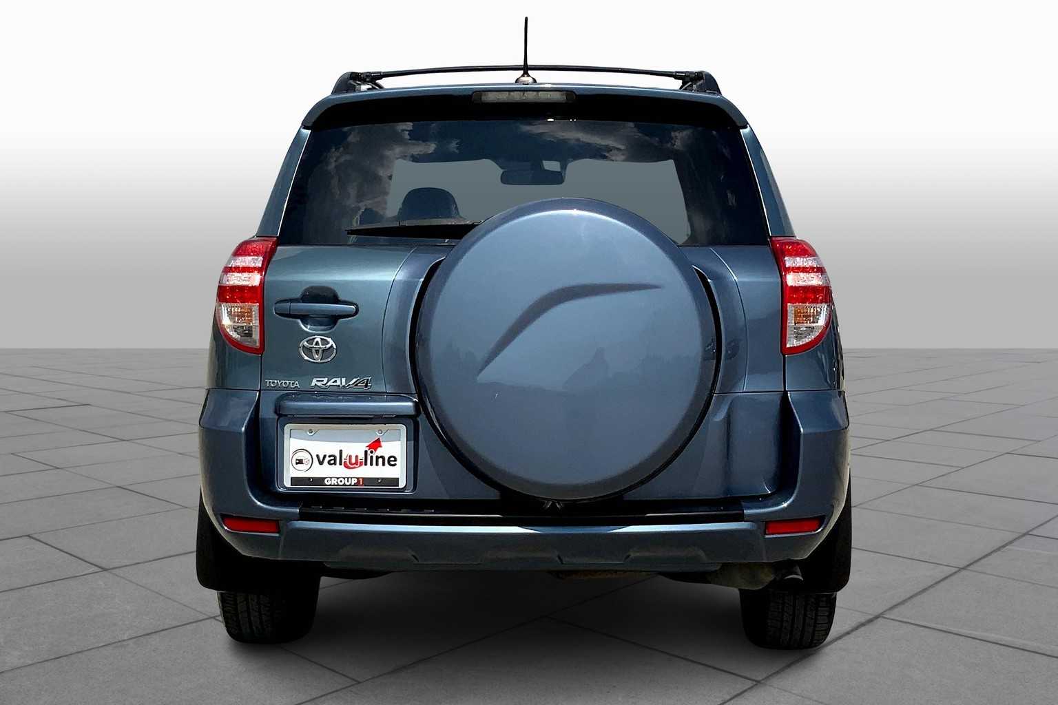2010 Toyota RAV4 Base photo 4