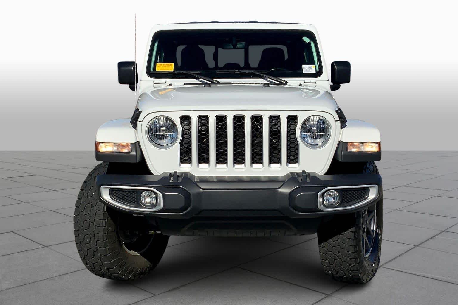 2020 Jeep Gladiator Overland photo 3