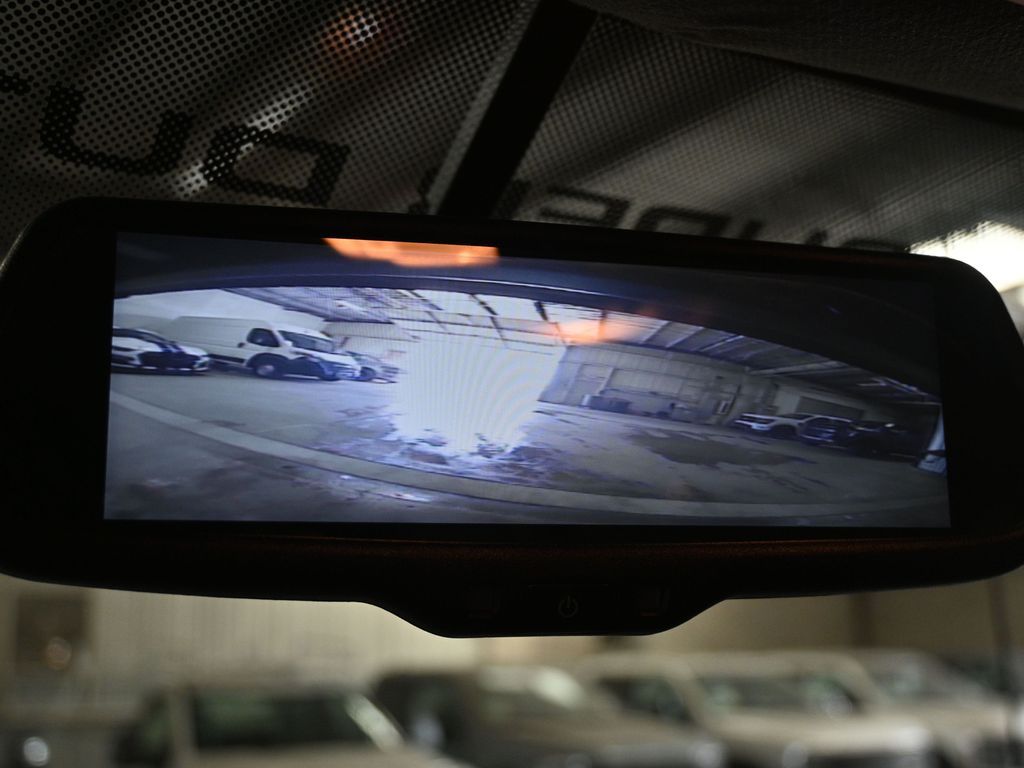 2025 Ford F-650 Base photo 12