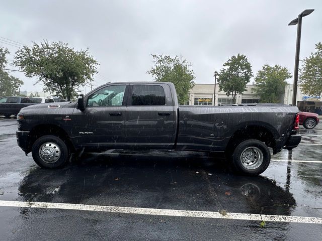 2025 Ram 3500 Big Horn photo 3