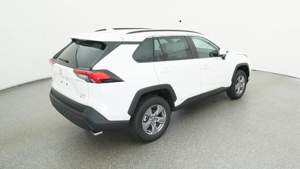 2025 Toyota RAV4 Hybrid XLE photo 21