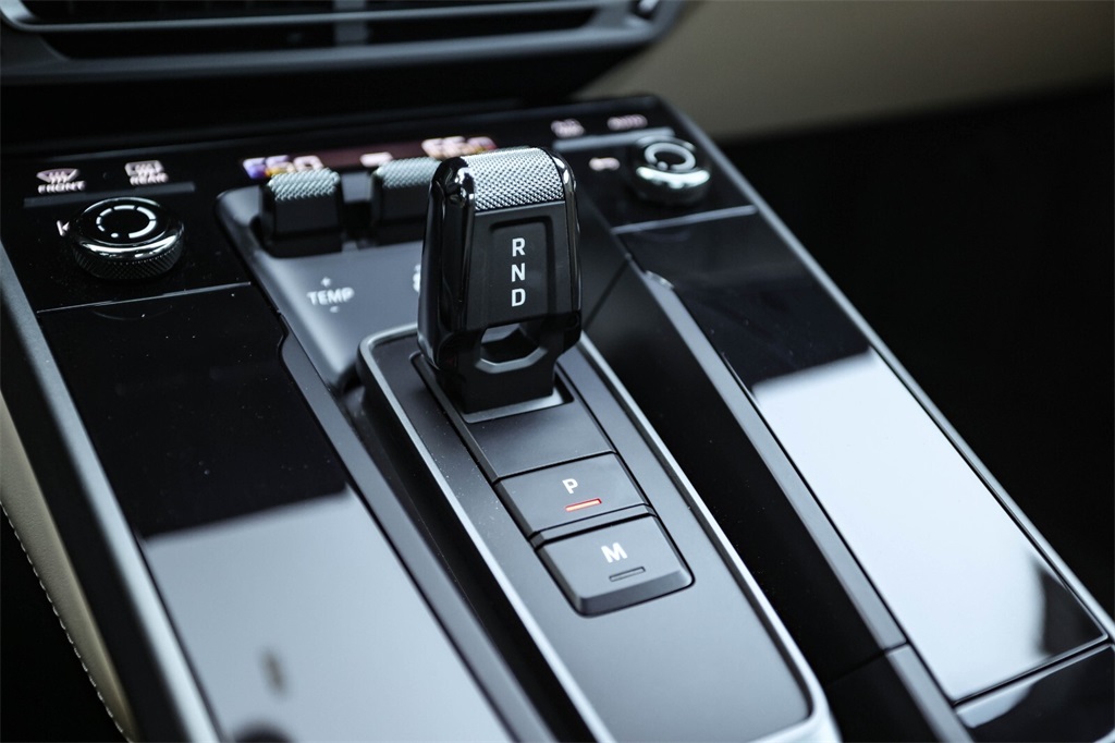 Used 2024 Agate Grey Metallic Porsche Carrera image 30