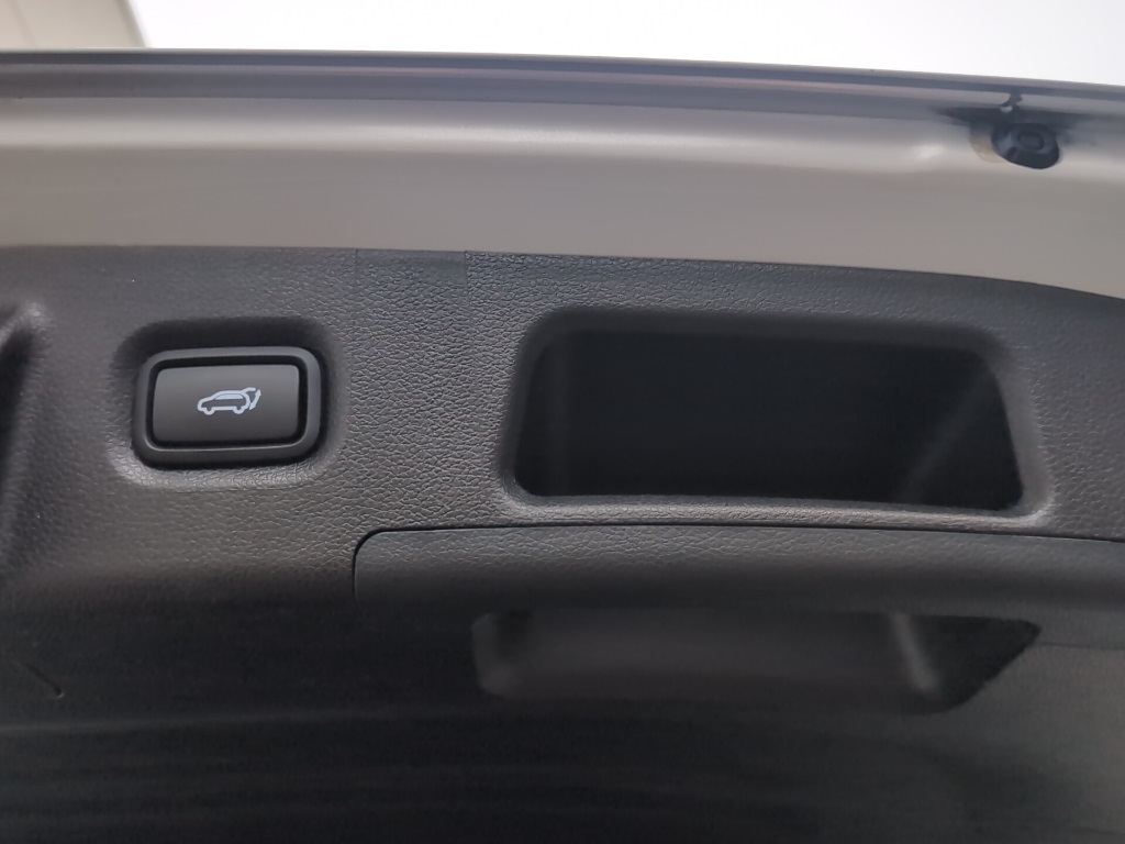 2023 Hyundai Santa Fe SEL Premium photo 3