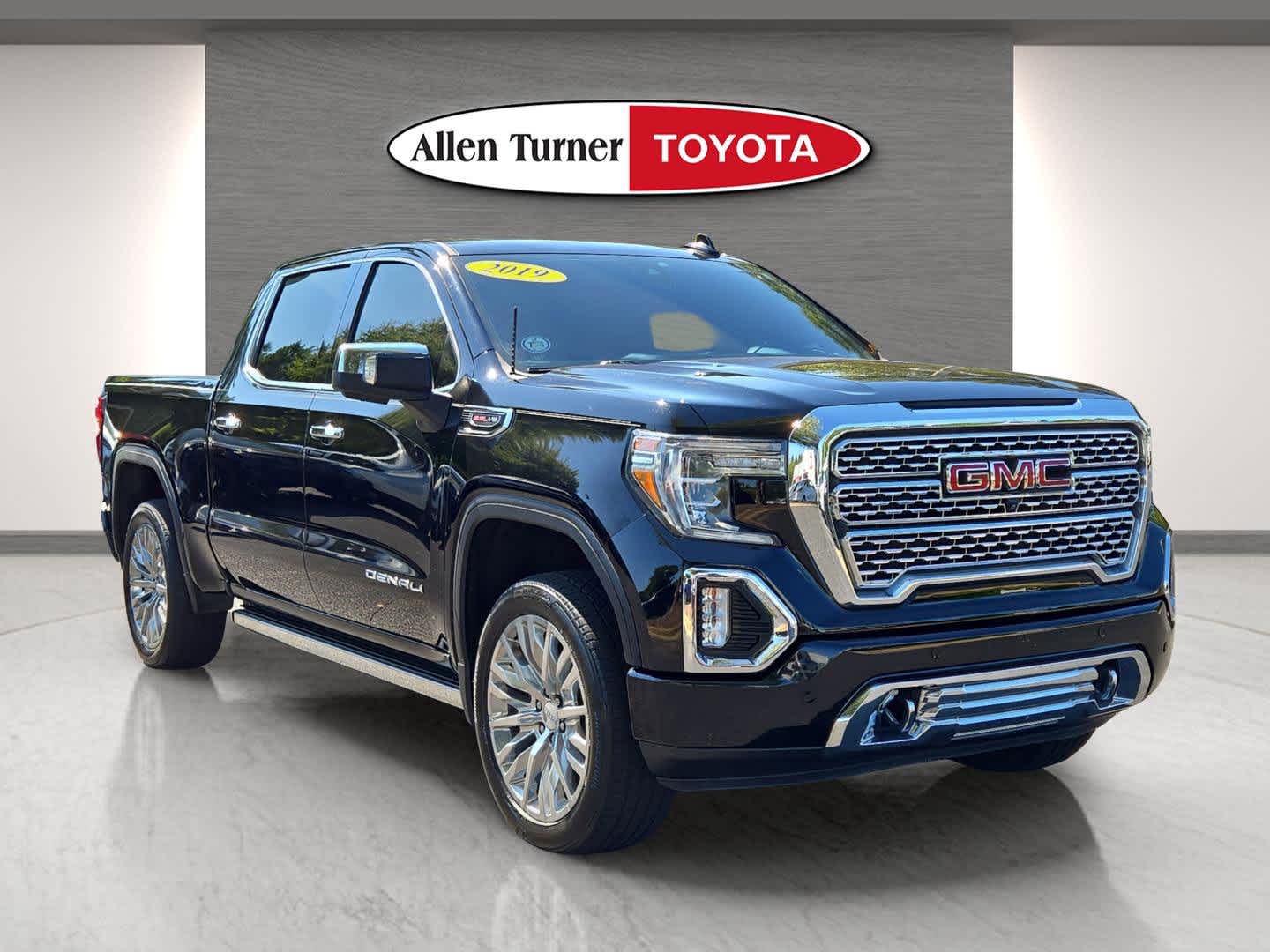 Pre-Owned 2019 GMC Sierra 1500 Denali Crew Cab Pickup in Crestview