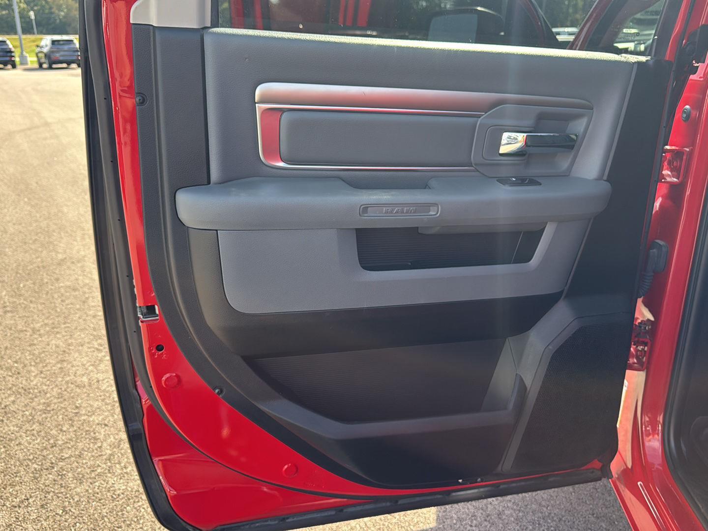 2019 Ram 1500 Classic Big Horn photo 20