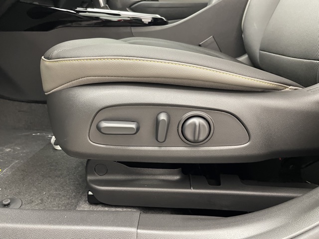 2025 Chevrolet Trax ACTIV photo 9