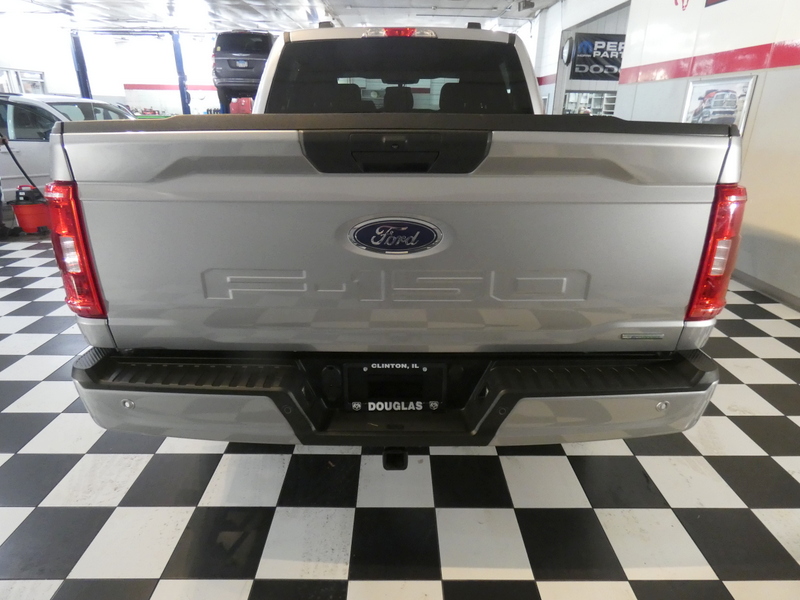 2022 Ford F-150 XLT photo 3