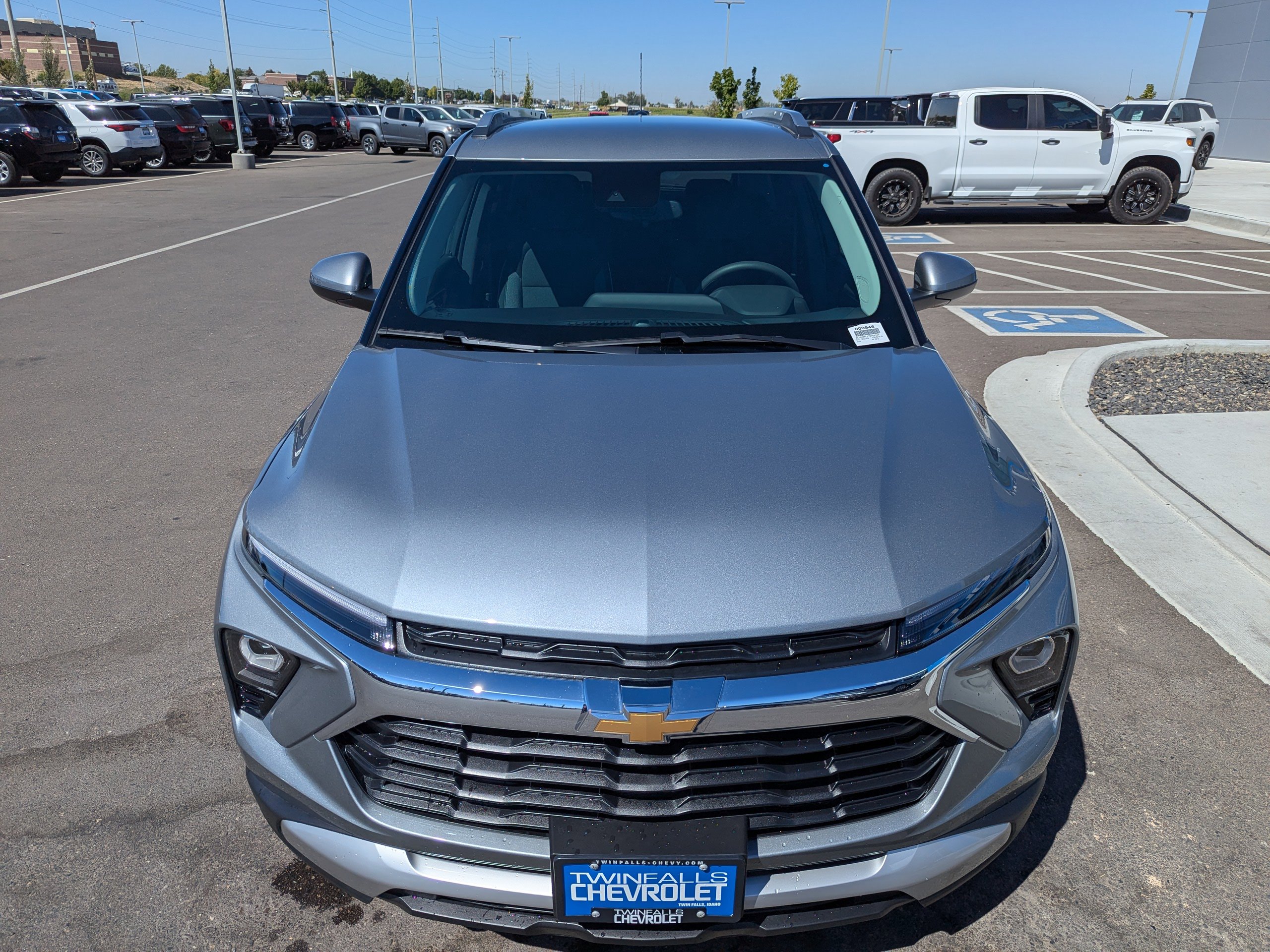 2026 Chevrolet Trailblazer LT photo 3