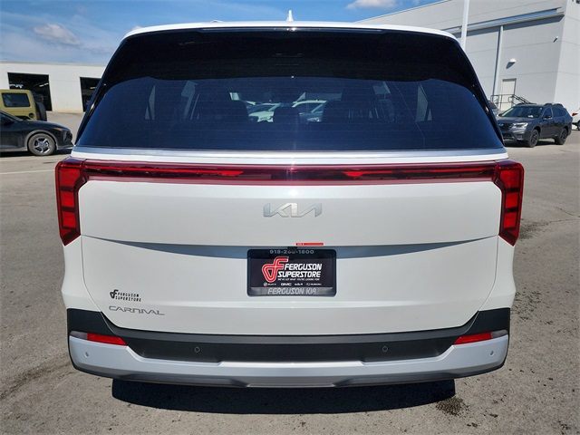 2026 Kia Carnival LXS photo 2