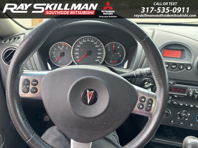 2008 Pontiac Grand Prix SD photo 2