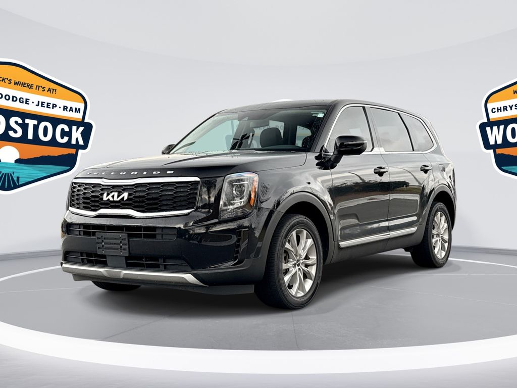 2022 Kia Telluride LX's photo