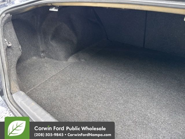 2013 Subaru Legacy 2.5i photo 30