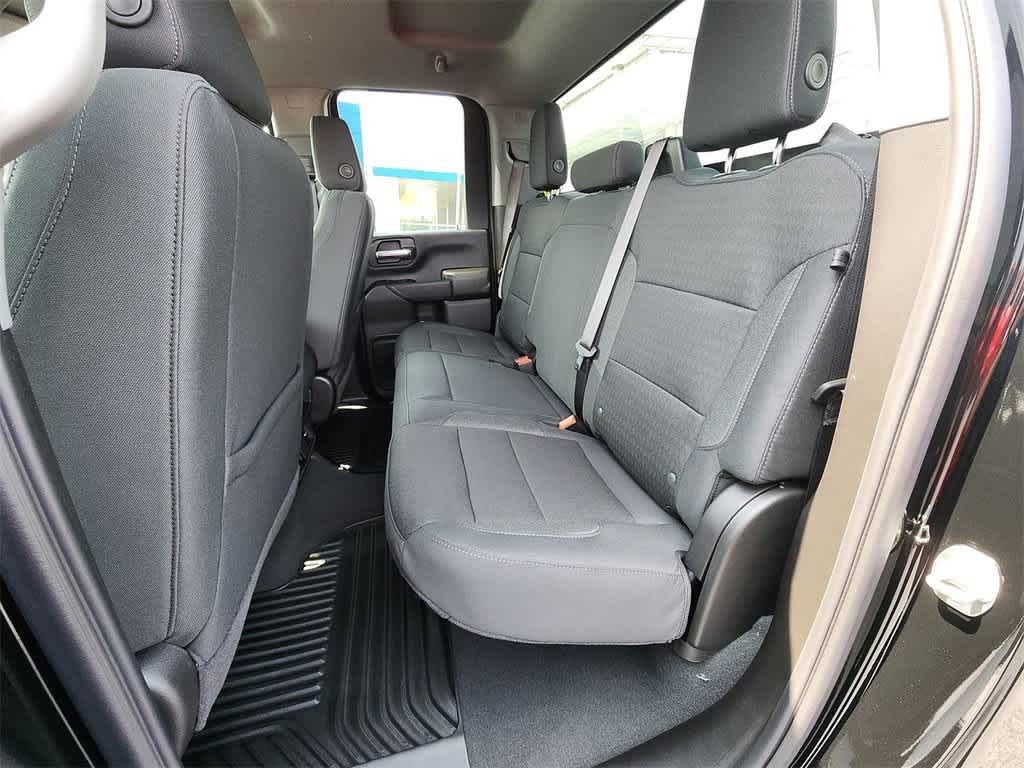 2025 Chevrolet Silverado 2500HD Custom photo 22