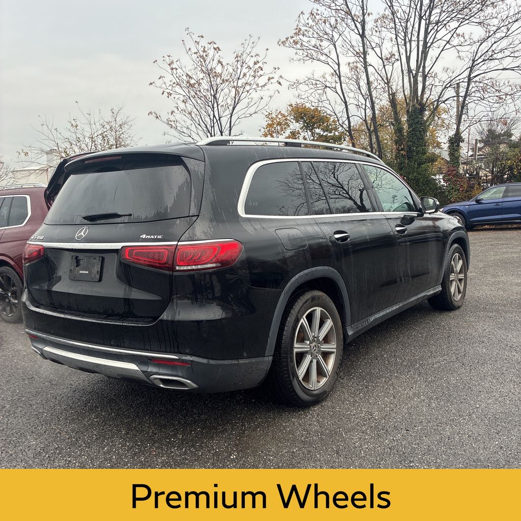 2021 Mercedes Benz GLS 450 4MATIC photo 2