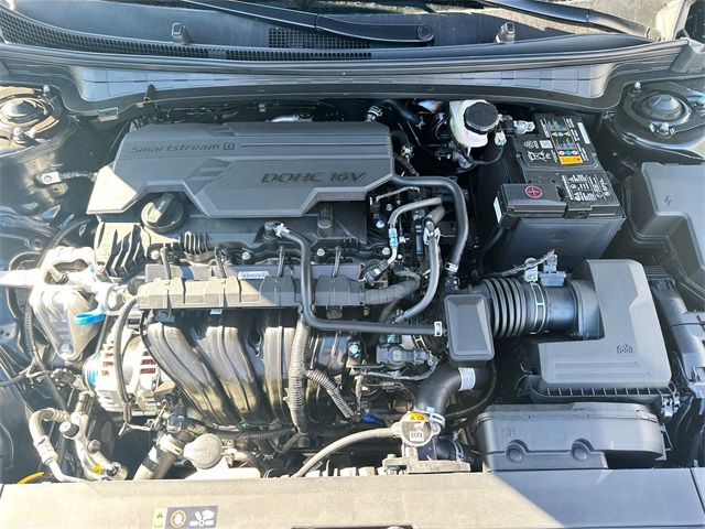 2025 Kia K4 GT-Line photo 25