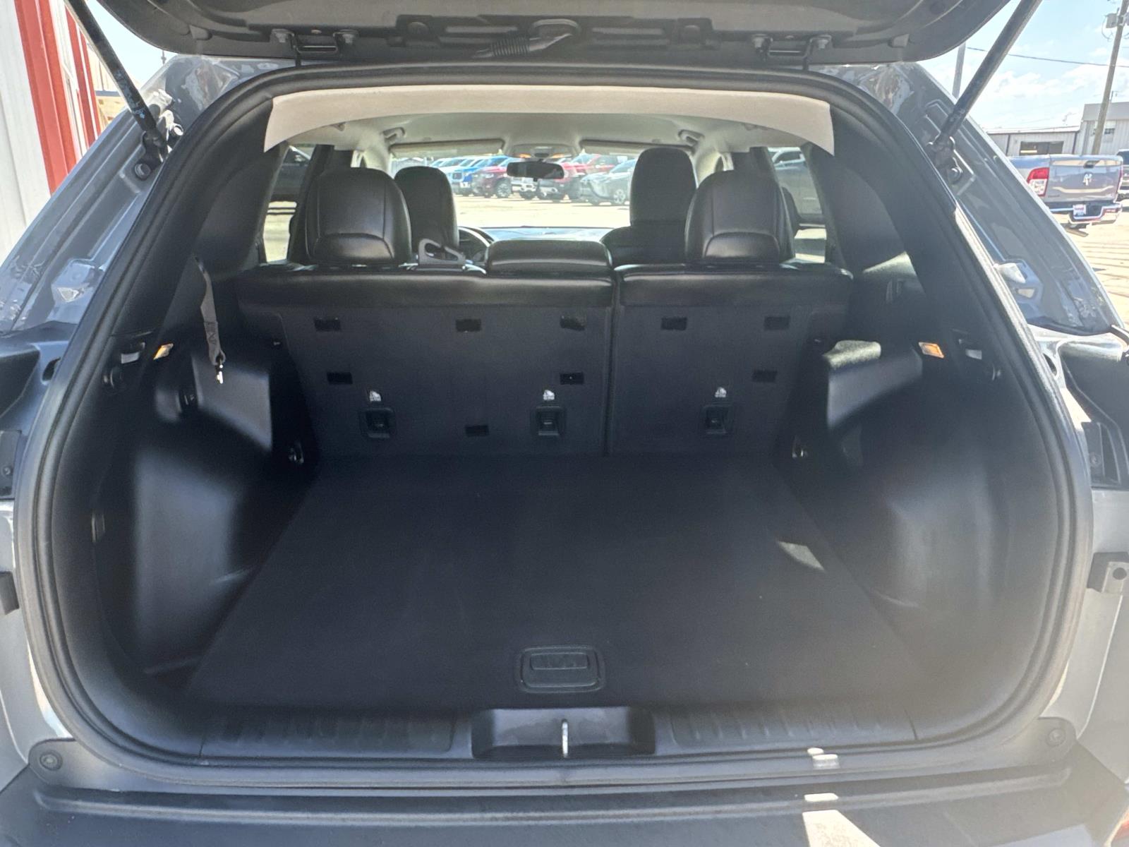 2020 Jeep Cherokee Latitude photo 7