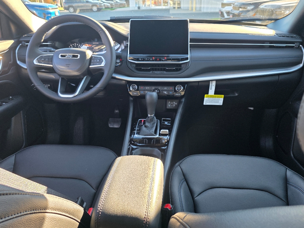 2026 Jeep Compass Limited photo 2