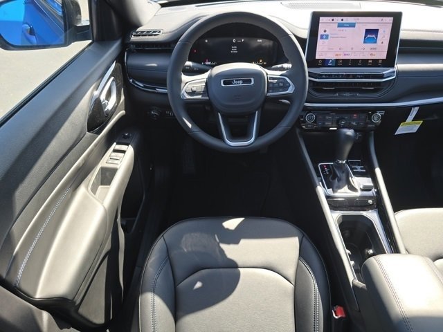 2026 Jeep Compass Limited photo 3