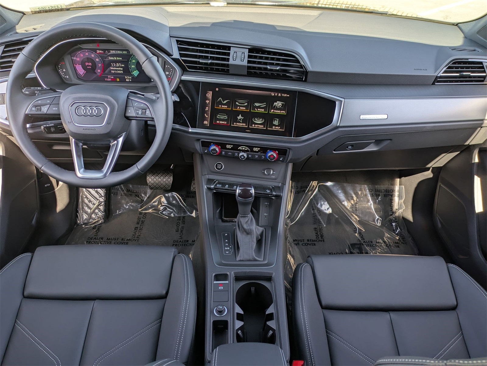 2025 Audi Q3 S line Premium photo 3
