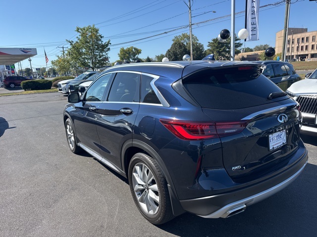 2022 Infiniti QX50 Luxe photo 4