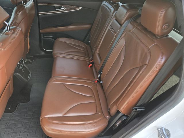 2016 Lincoln MKX Reserve photo 28