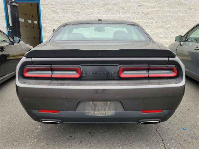 2022 Dodge Challenger GT photo 4