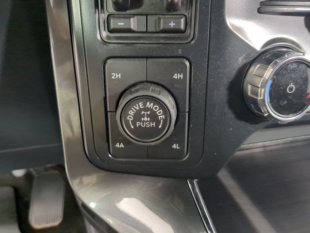 2022 Ford F-150 Lariat photo 20
