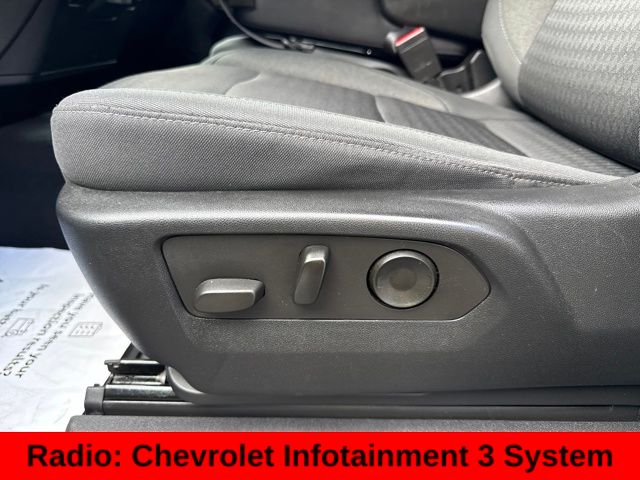 2022 Chevrolet Silverado 1500 Custom photo 5