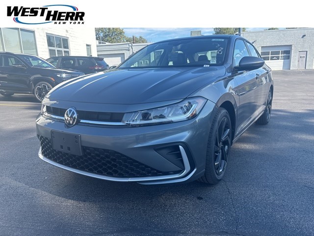 2025 Volkswagen Jetta SE's photo