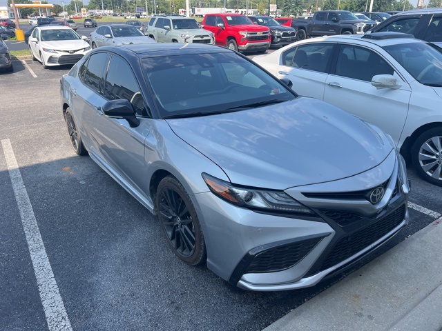 2022 Toyota Camry XSE photo 2