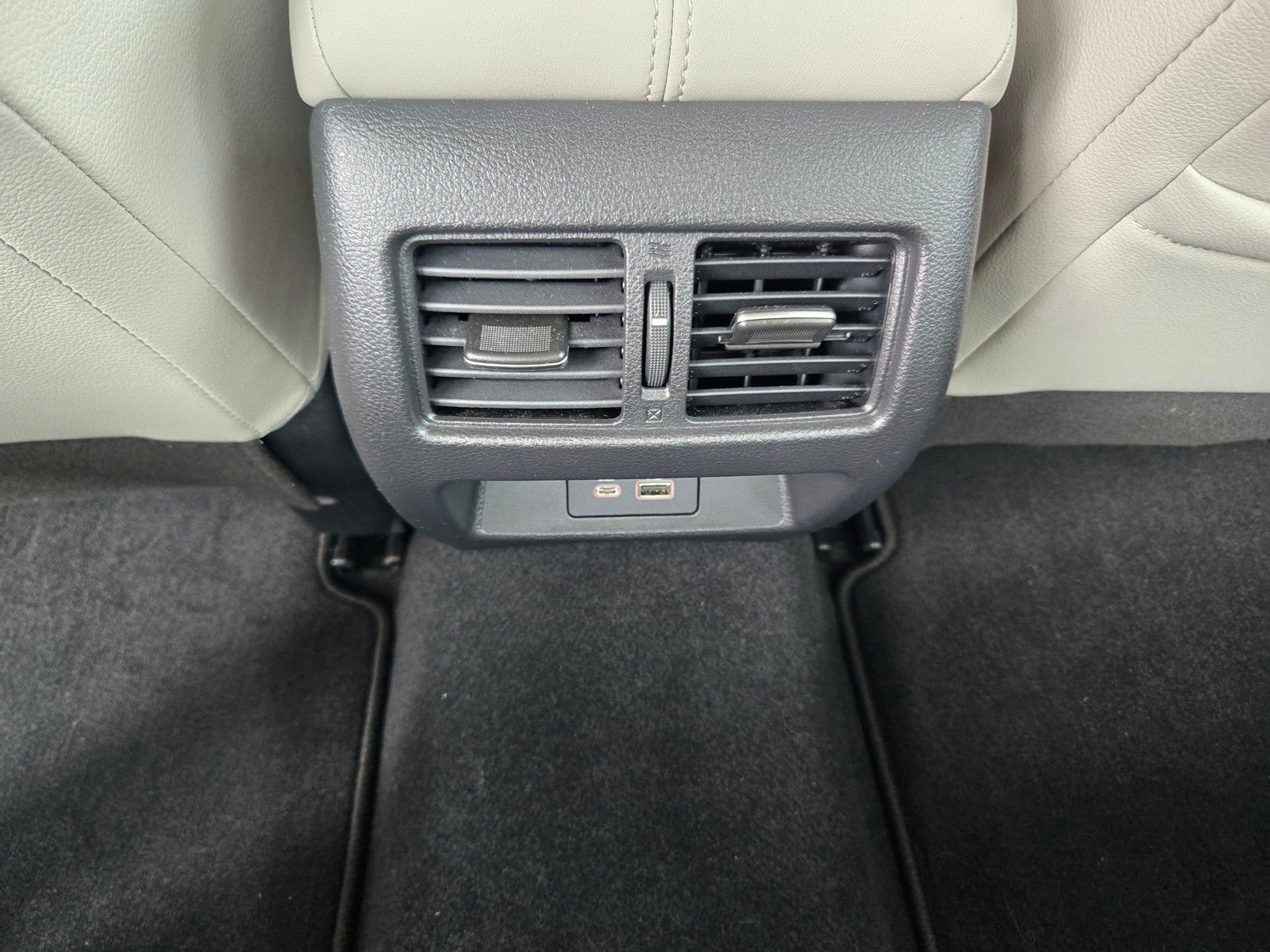 2024 Nissan Altima 2.5 SL photo 10