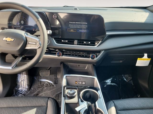 2026 Chevrolet Equinox LT photo 13