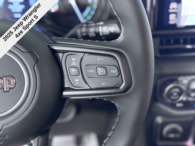 2025 Jeep Wrangler Sport S 4xe photo 34