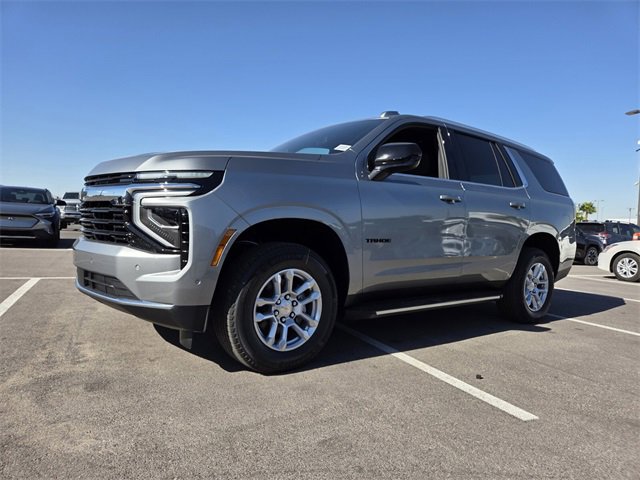 2026 Chevrolet Tahoe LS photo 2