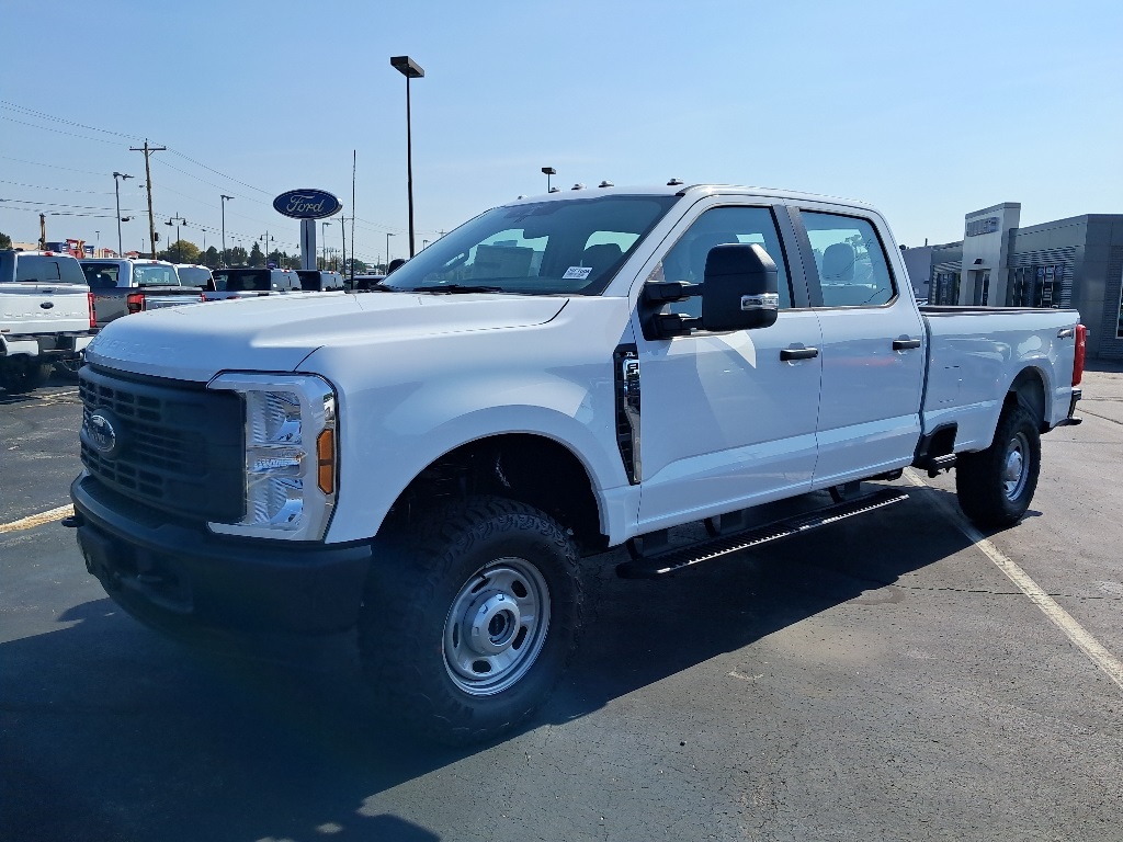 2026 Ford F-250 Super Duty XL's photo
