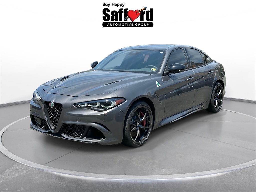 2024 Alfa Romeo Giulia Quadrifoglio photo 18