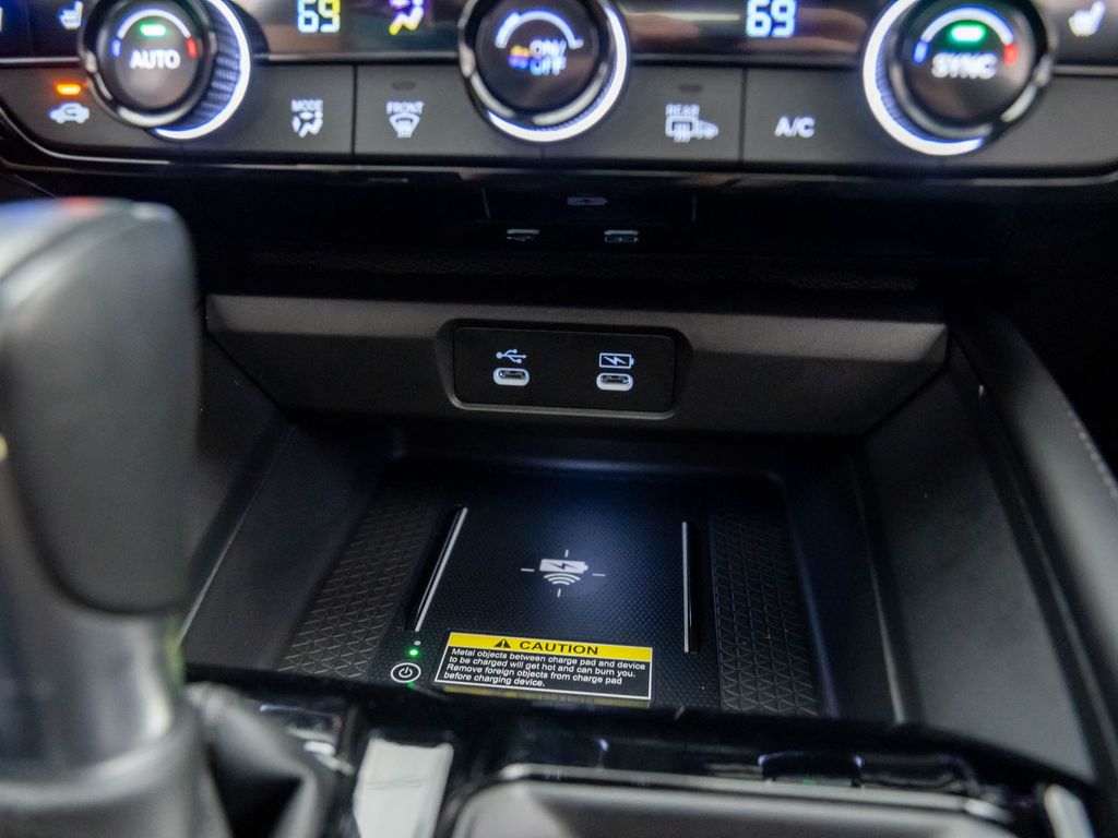 2024 Honda Accord Hybrid Touring photo 25