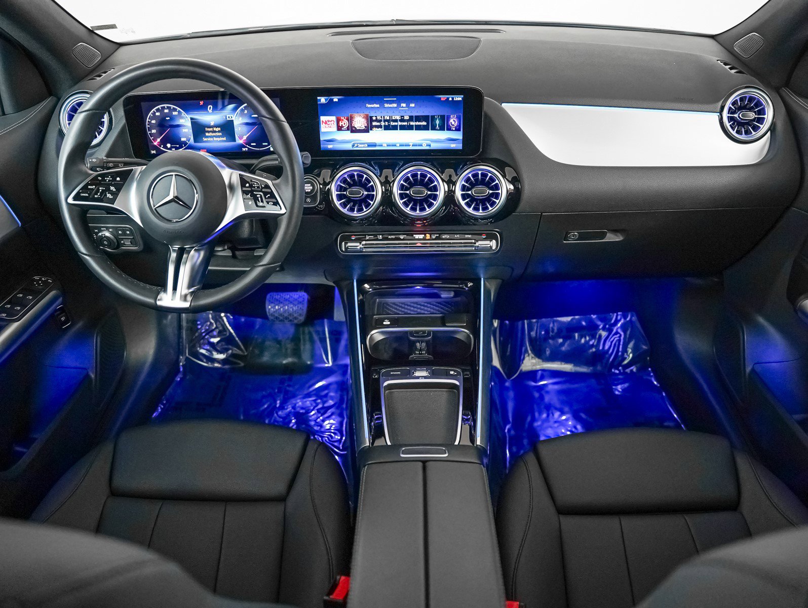 2025 Mercedes Benz GLA 250 photo 9