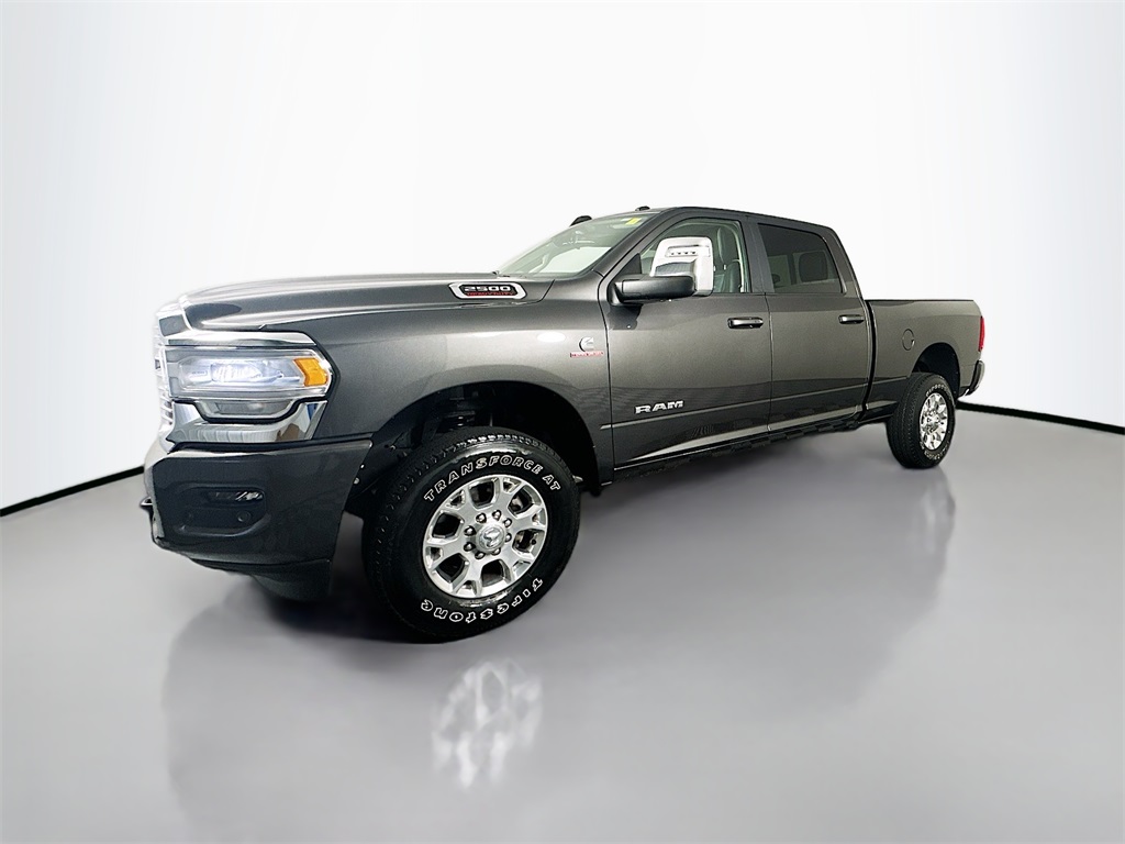 2024 Ram 2500 Laramie photo 3