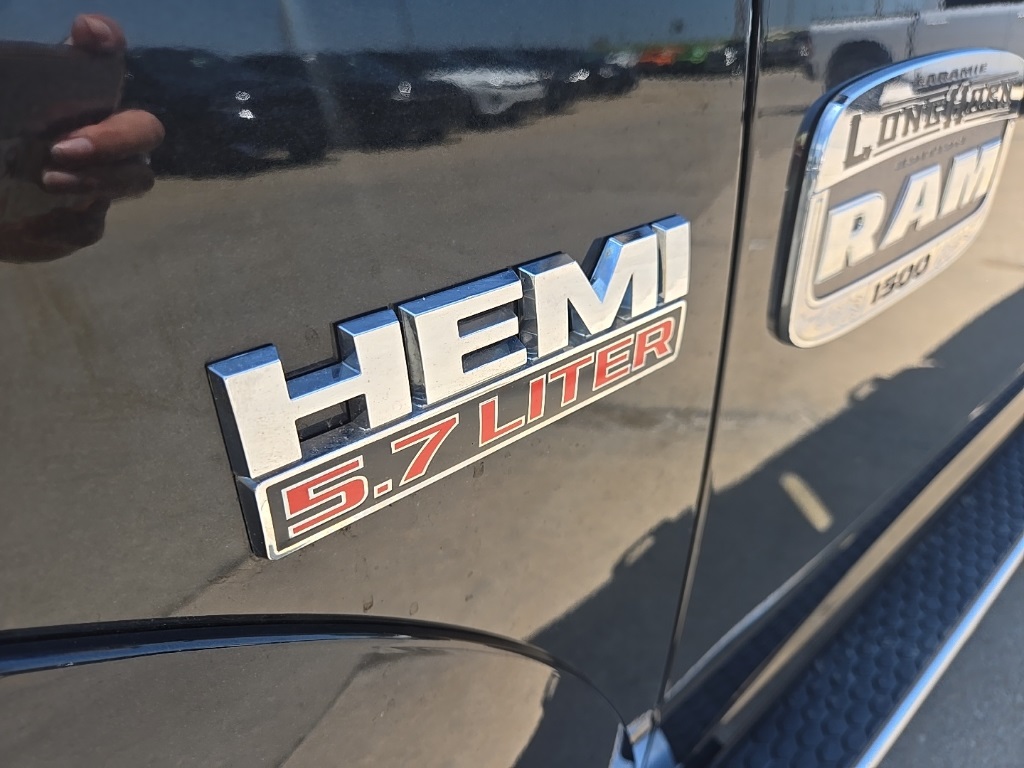 2017 Ram 1500 Laramie photo 19