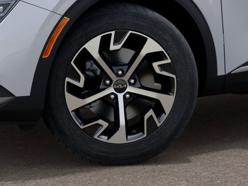 2025 Kia Sportage EX photo 8