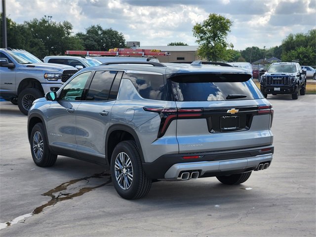 2026 Chevrolet Traverse photo 3