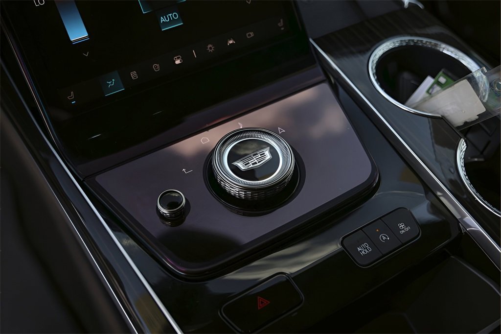 2025 Cadillac Escalade ESV Premium Luxury photo 16