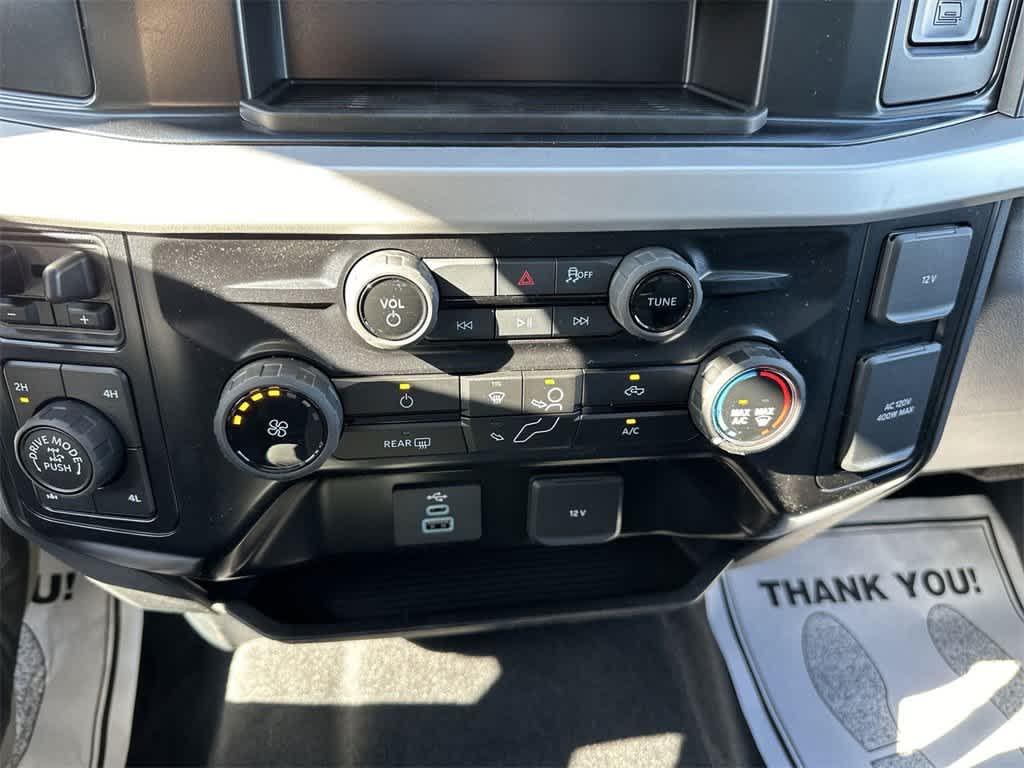 2025 Ford F-350 XLT photo 32
